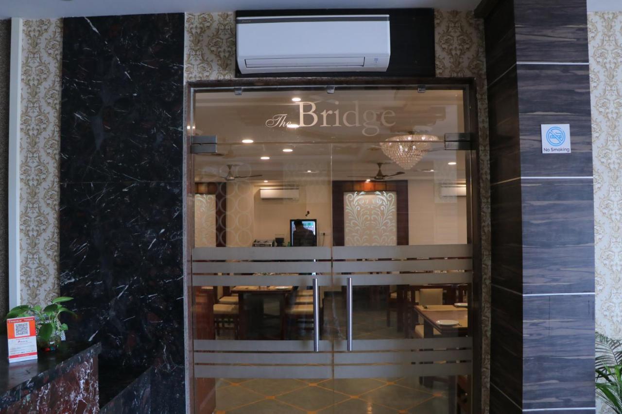 Hotel Clarks Inn Express 珀勒德布尔 外观 照片